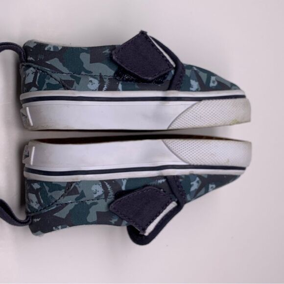 Vans Toddler Slip on shoe Shark Size US 4 UK 3.5 EU 19 - Picture 8 of 8
